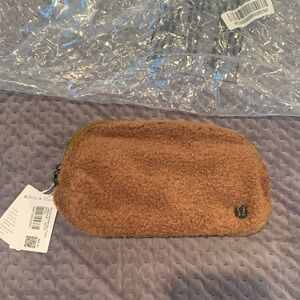 lululemon athletica fleece belt bag